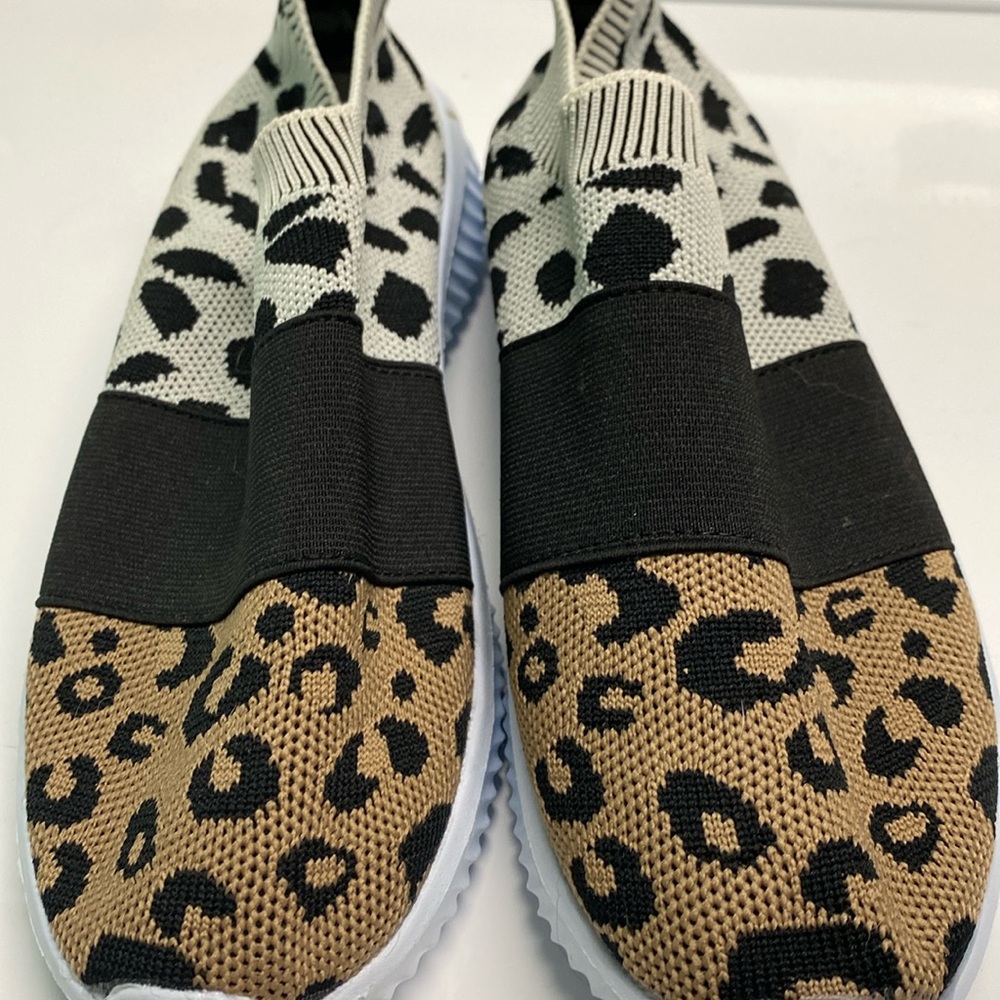 Leopard slip-one